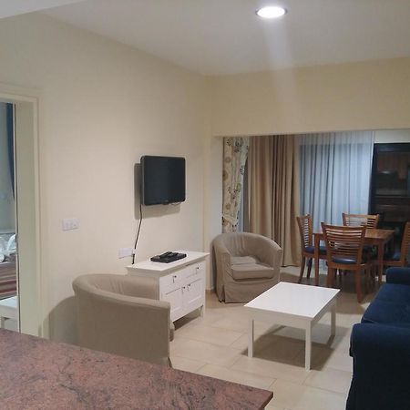 Royal Blue Hotel & Spa Geroskipou Екстер'єр фото