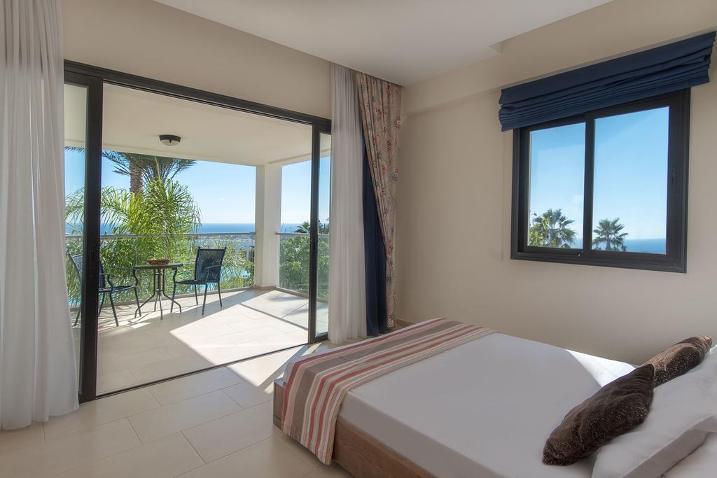 Royal Blue Hotel & Spa Geroskipou Екстер'єр фото