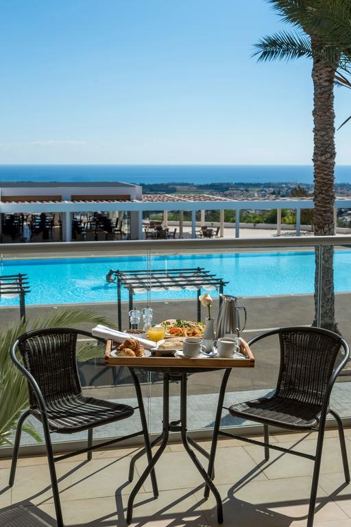 Royal Blue Hotel & Spa Geroskipou Екстер'єр фото