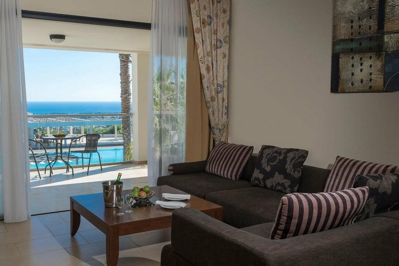 Royal Blue Hotel & Spa Geroskipou Екстер'єр фото