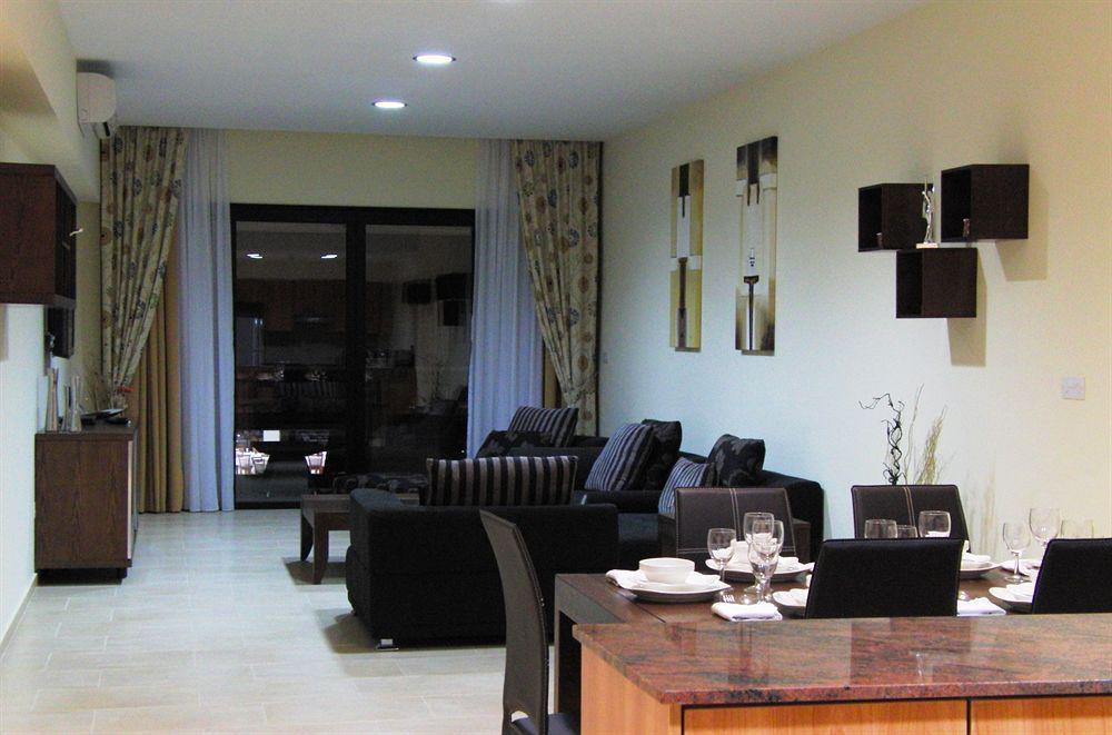 Royal Blue Hotel & Spa Geroskipou Екстер'єр фото